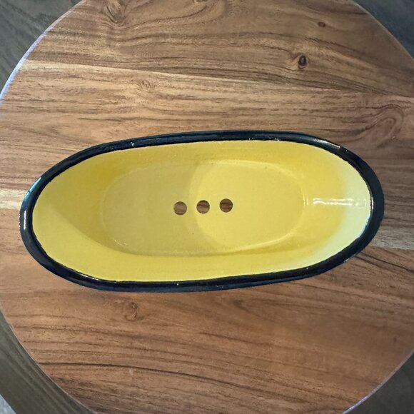 Charming Vintage-Style Metal Bathtub Soap Dish - Picture 5 of 7